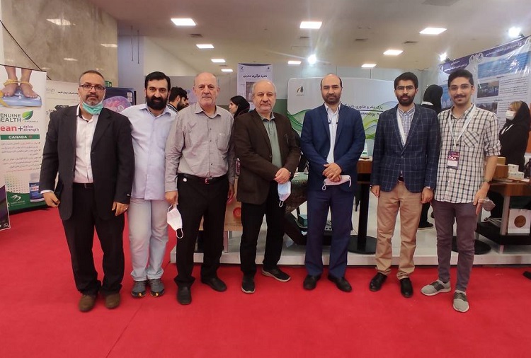 حضور پارک علم و فناوری دانشگاه در نمایشگاه دارویی فارمکس