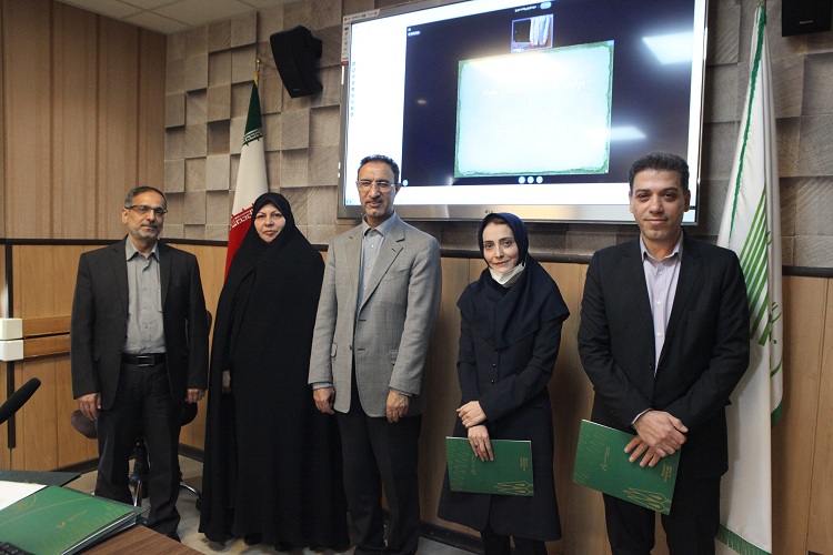 مراسم تجلیل از کارمندان نمونه و تکریم بازنشستگان حوزه معاونت آموزشی برگزار شد