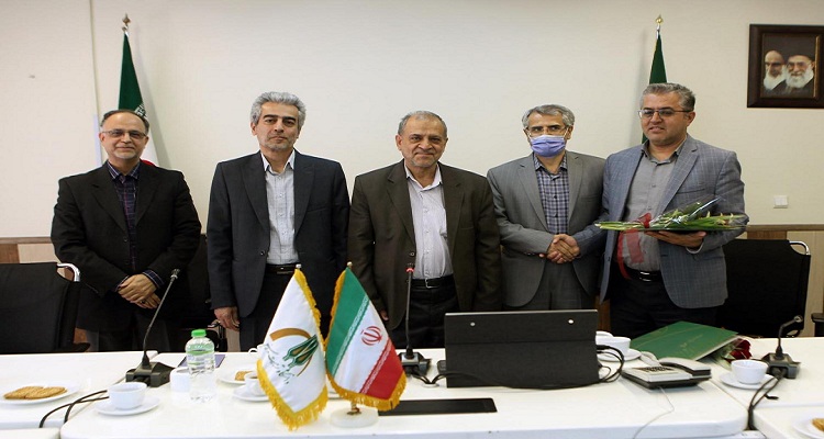 برگزاری مراسم تقدیر از کارمندان نمونه دانشکده علوم انسانی