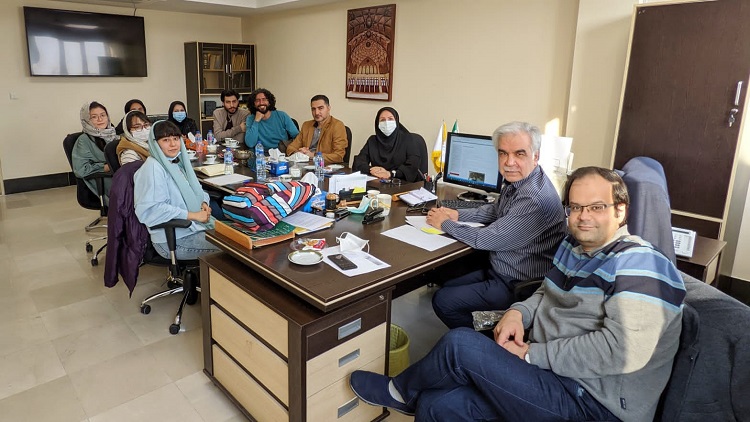 برگزاری نشست صمیمانه رئیس و معاونین واحد بین‌الملل با نمایندگان دانشجویان بین‌الملل 