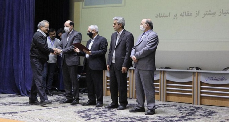 مراسم گرامیداشت روز پژوهش و تقدیر از پژوهشگران برتر دانشکده علوم پزشکی برگزار شد