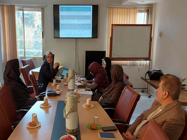 نشست علمی مرکز تحقیقات مواد طبیعی و گیاهان دارویی دانشگاه برگزار شد