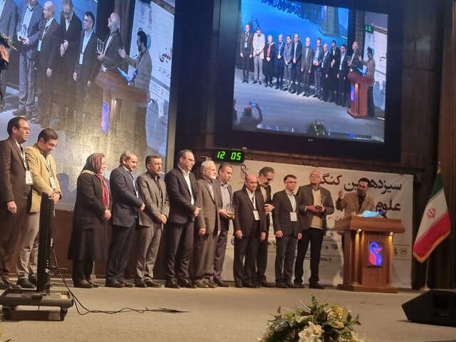 تقدیر از عضو هیأت علمی دانشگاه به عنوان استاد پیشکسوت حوزه علوم اعصاب