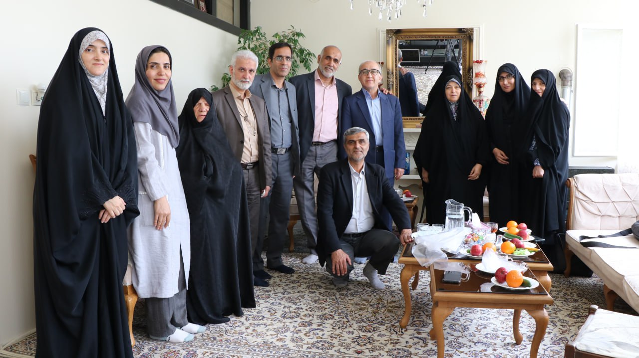 دیدار با مادر شهید مجید جلالوند به به مناسبت  میلاد حضرت فاطمه معصومه (س)