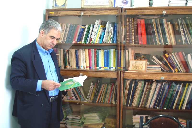 رییس مرکز آموزش زبان فارسی دانشگاه منصوب شد