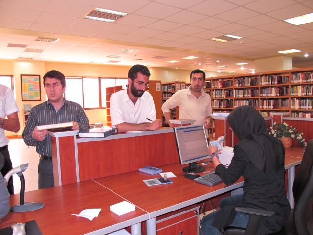  امانت 6 ماهه کتاب به اعضای هیأت علمی