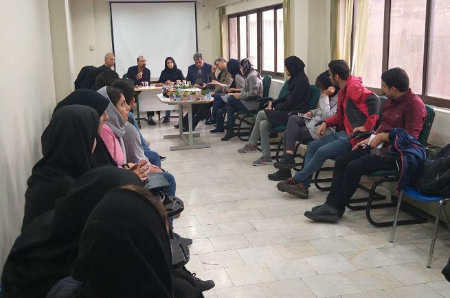 برگزاری نشست هم‌اندیشی اساتید و دانشجویان گروه مهندسی-سرامیک